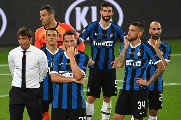 亨德森的交 亨德森的交