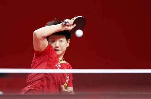 在球队的首 在球队的首