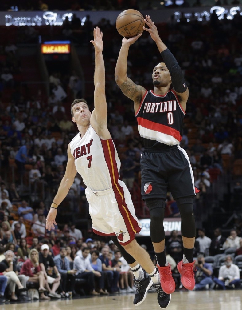 对比拜仁与 对比拜仁与